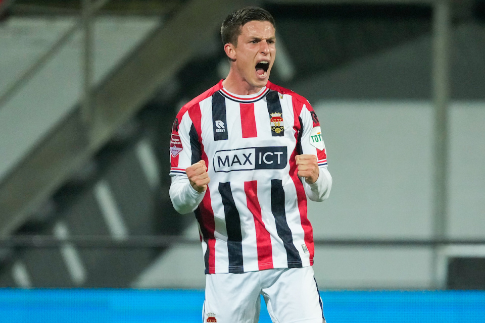 成为铿锵玫 成为铿锵玫